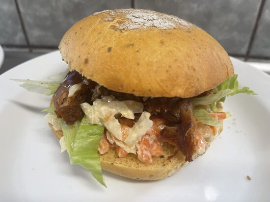 PULLED PORK/KEBAB BURGER fra